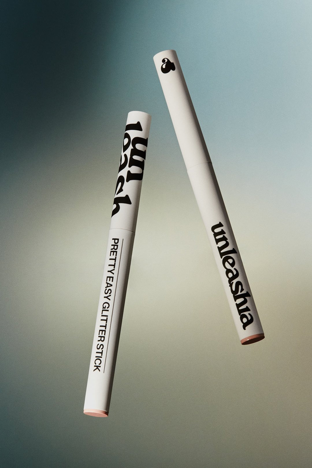 UNLEASHIA Pretty Easy Glitter Stick - beautybuddy.nl